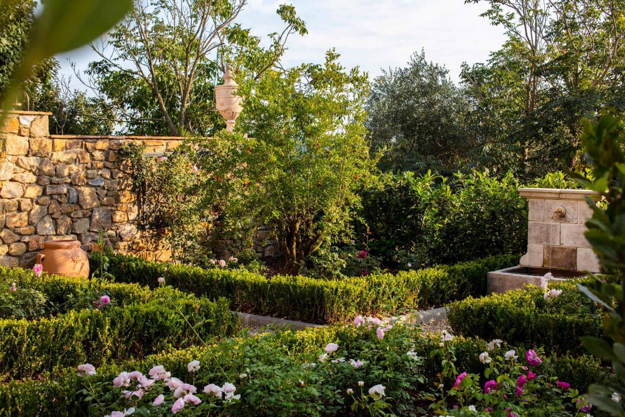 Palazzo Tiglio - A Small Luxury Hotels Of The World San Pancrazio  Extérieur photo
